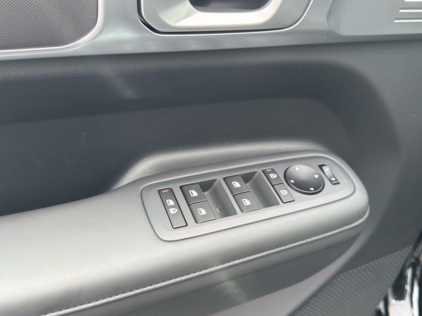 2027 Hyundai SANTA FE SEL FWD