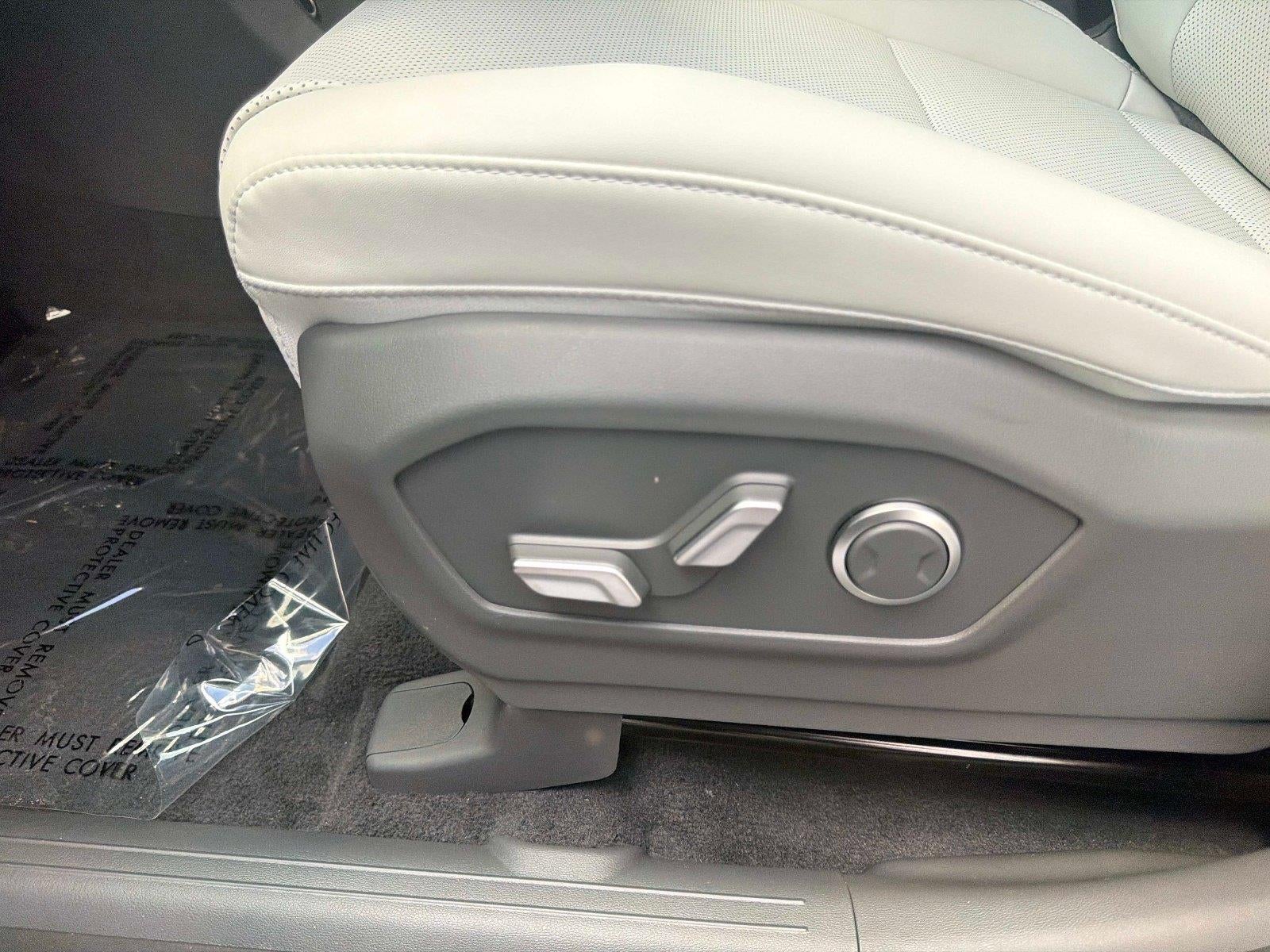 2027 Hyundai SANTA FE SEL FWD
