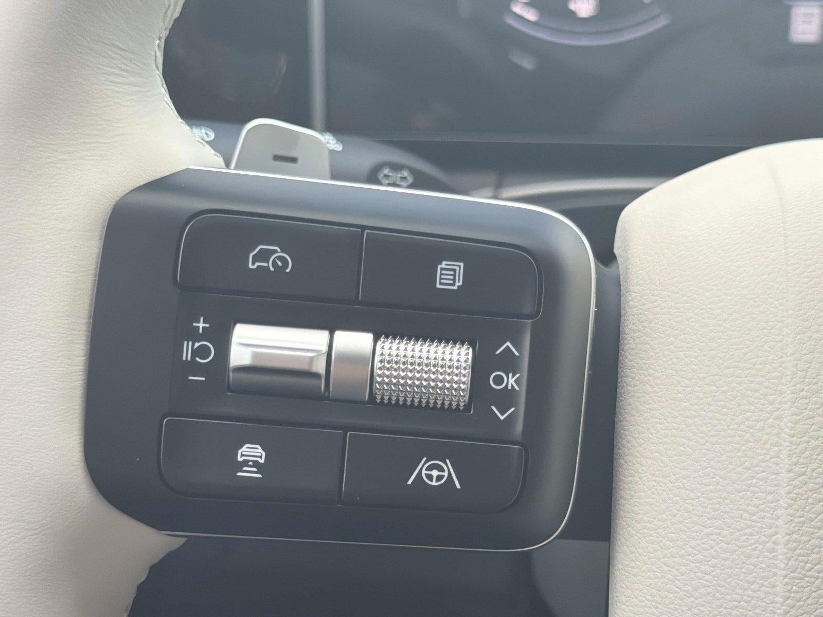 2027 Hyundai SANTA FE SEL FWD