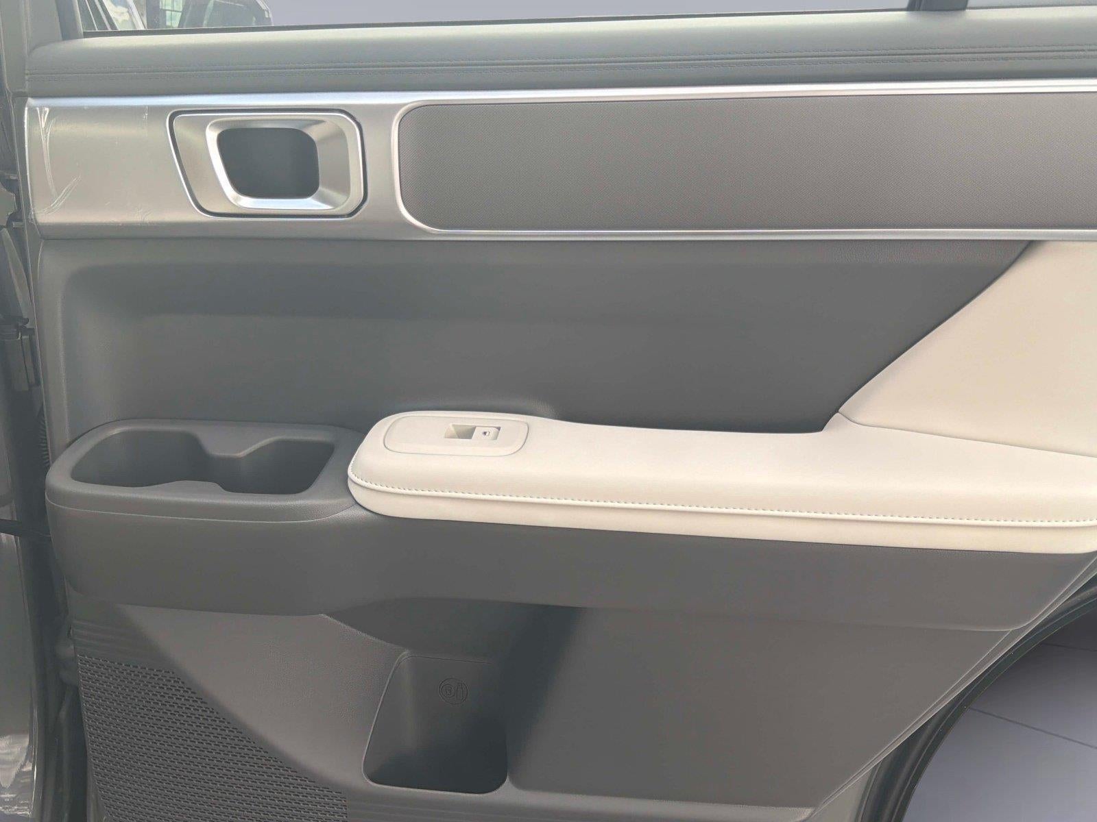 2027 Hyundai SANTA FE SEL FWD