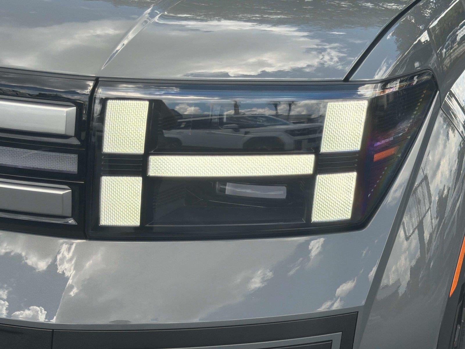 2027 Hyundai SANTA FE SEL FWD
