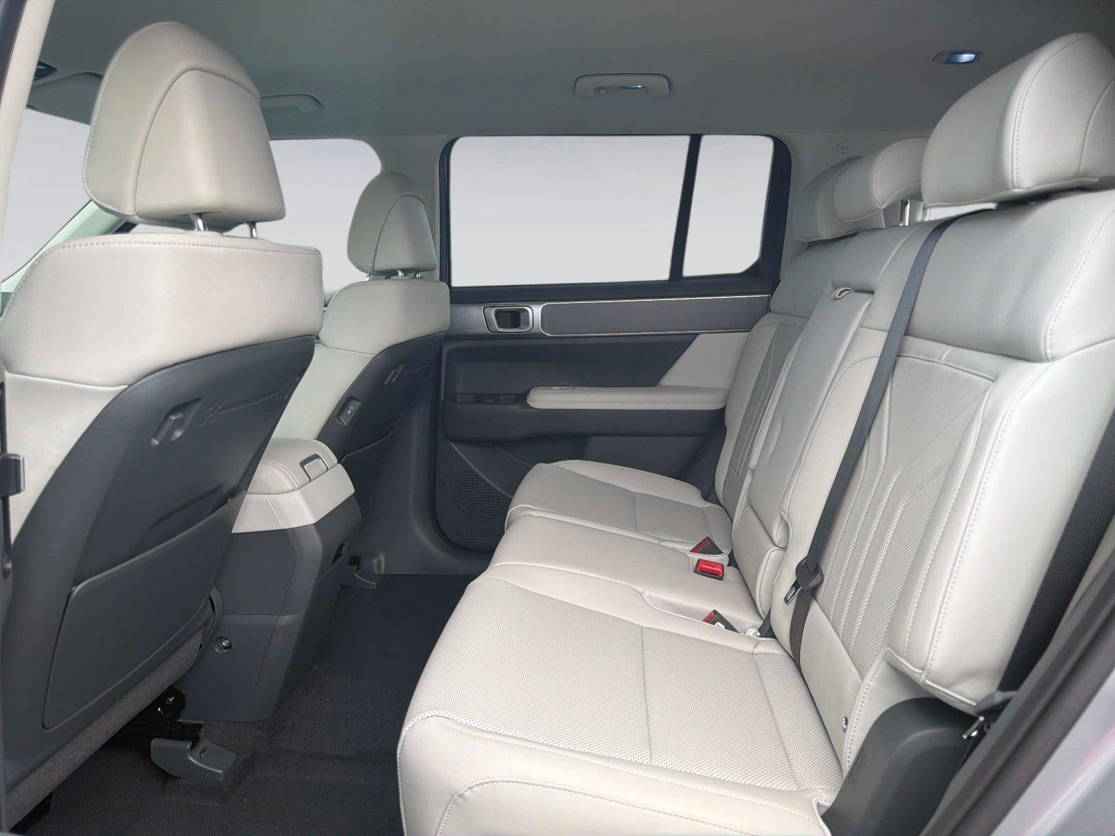 2027 Hyundai SANTA FE SEL FWD