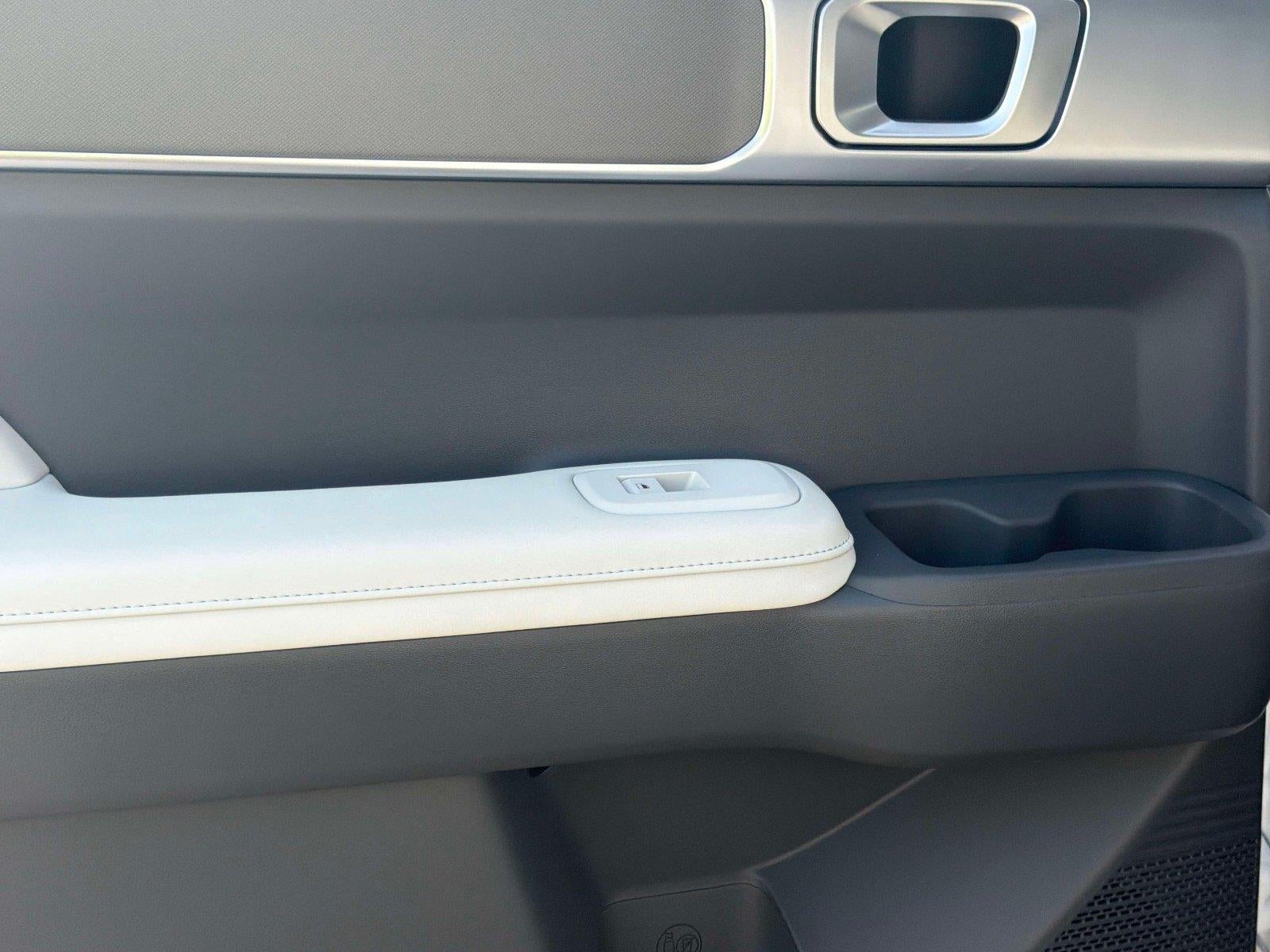 2027 Hyundai SANTA FE SEL FWD