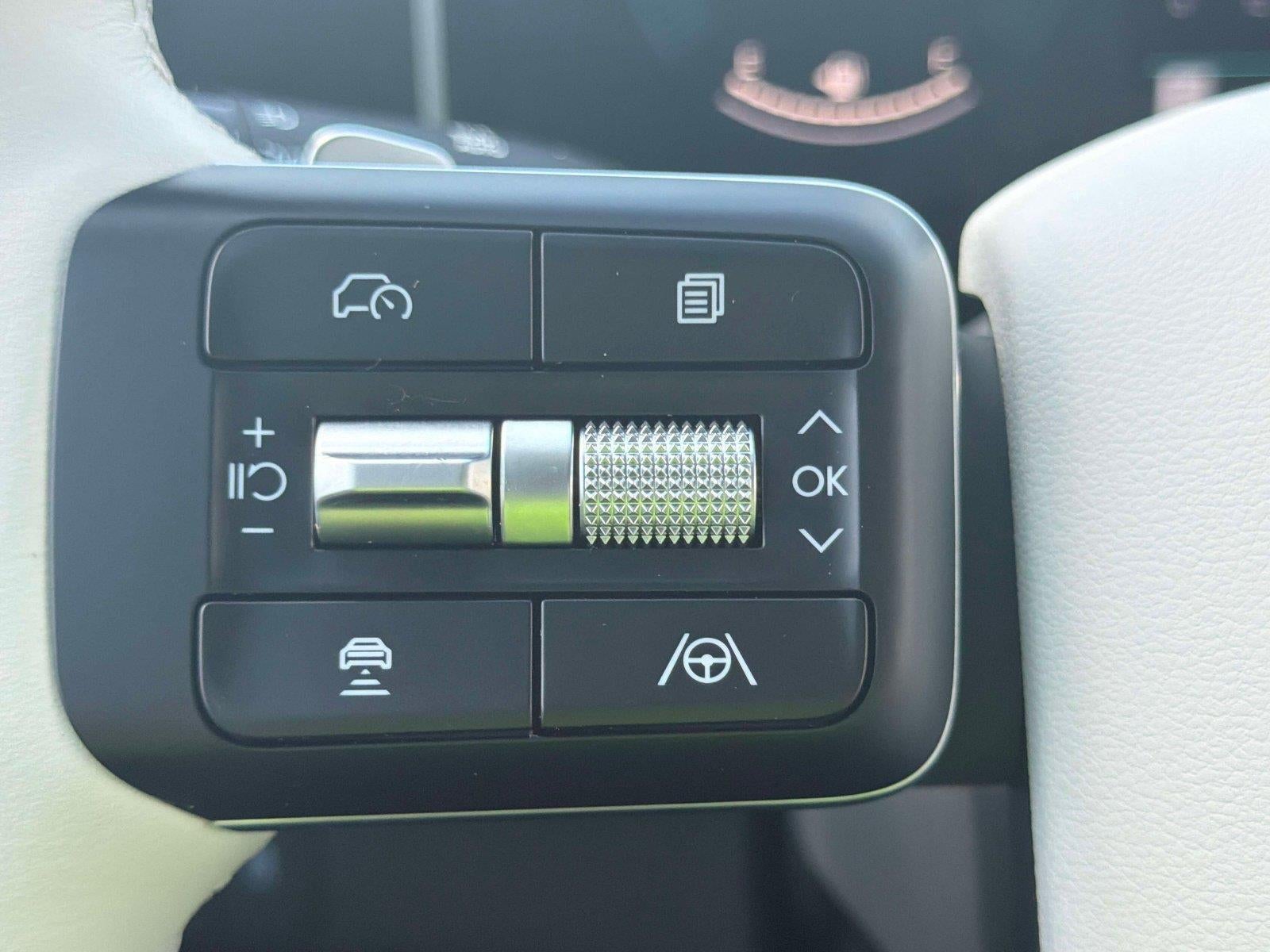 2027 Hyundai SANTA FE SEL FWD