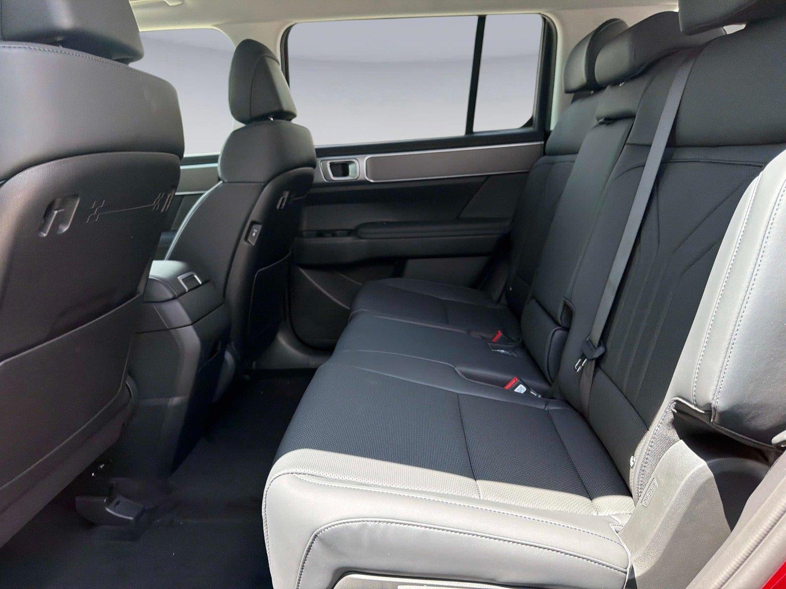 2027 Hyundai SANTA FE SEL FWD