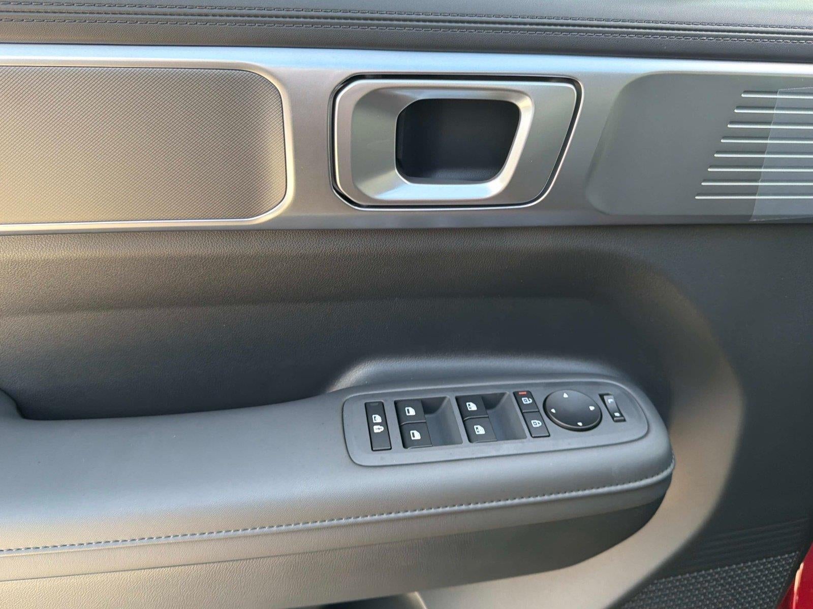 2027 Hyundai SANTA FE SEL FWD