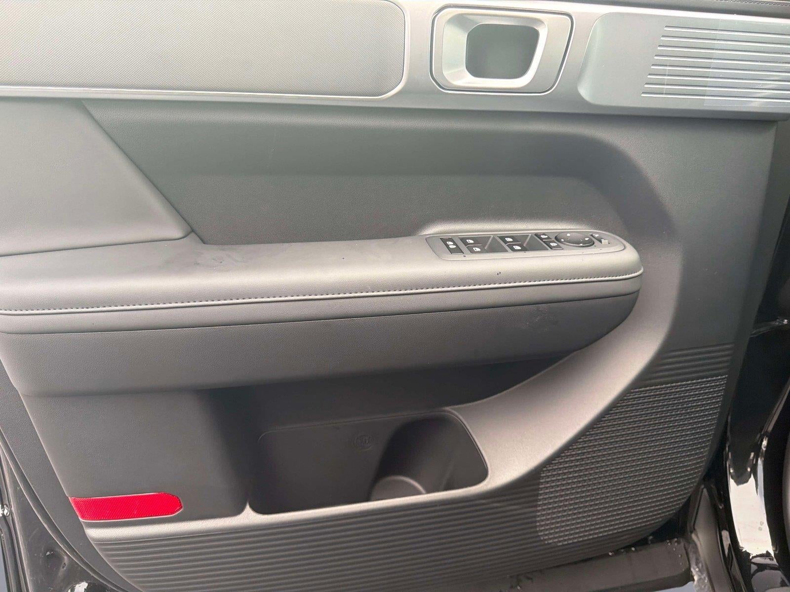 2027 Hyundai SANTA FE SEL FWD