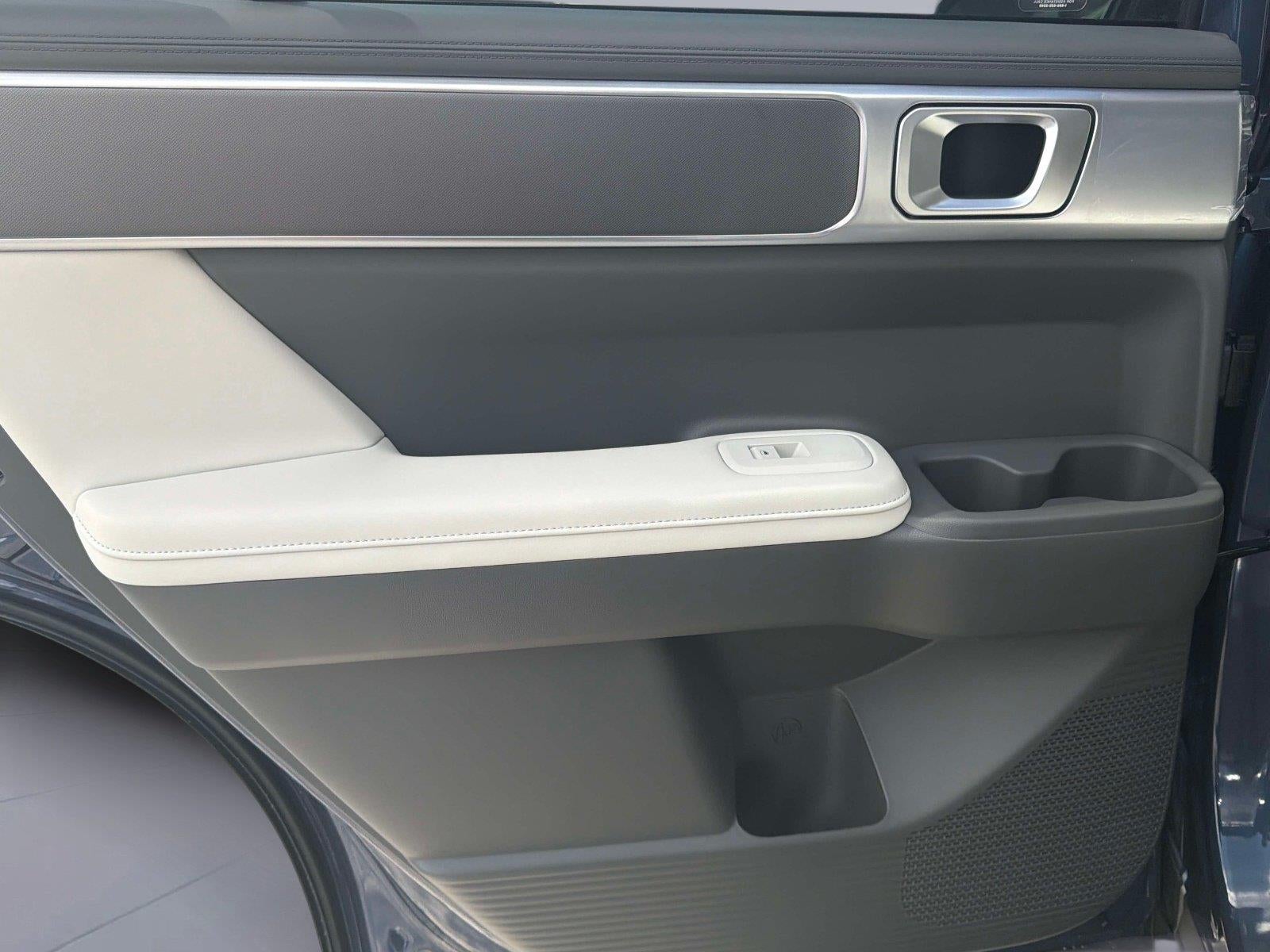 2027 Hyundai SANTA FE SEL FWD