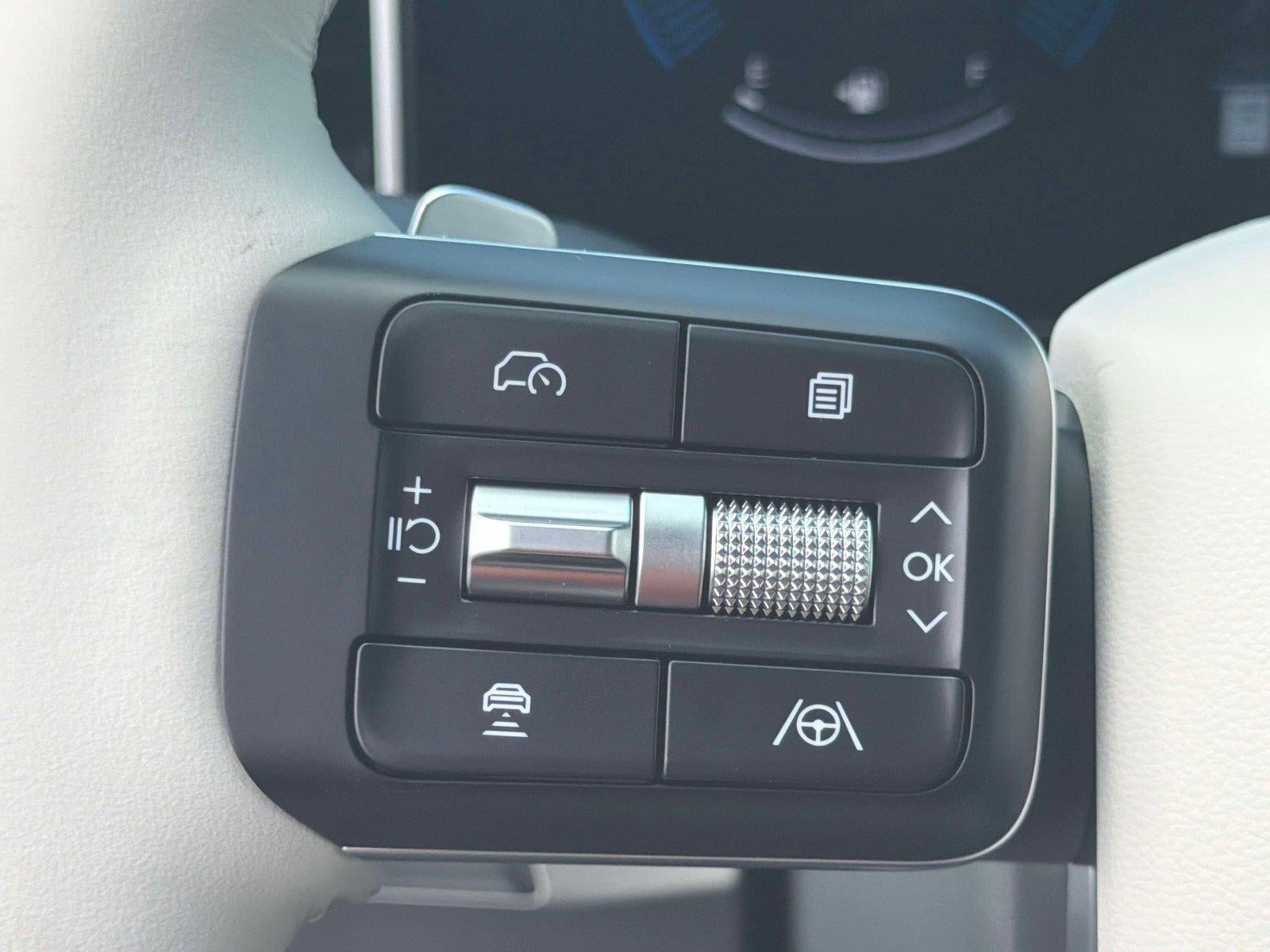 2027 Hyundai SANTA FE SEL FWD