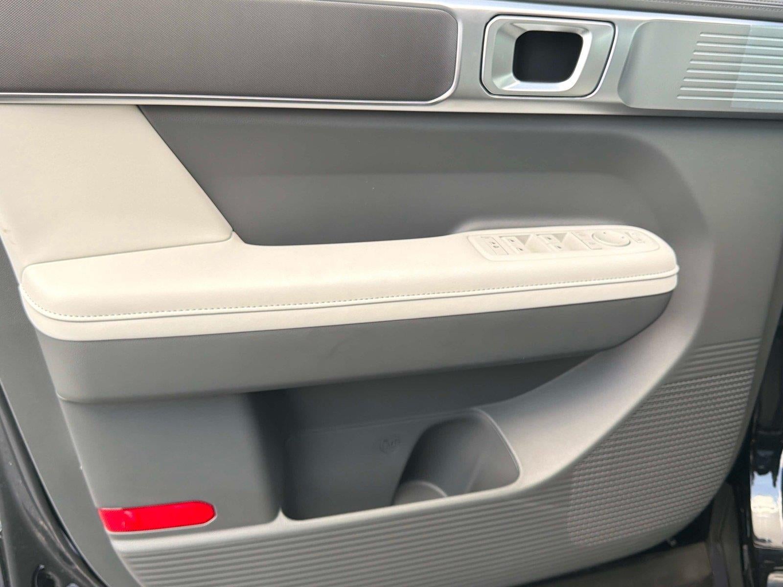 2027 Hyundai SANTA FE SEL FWD