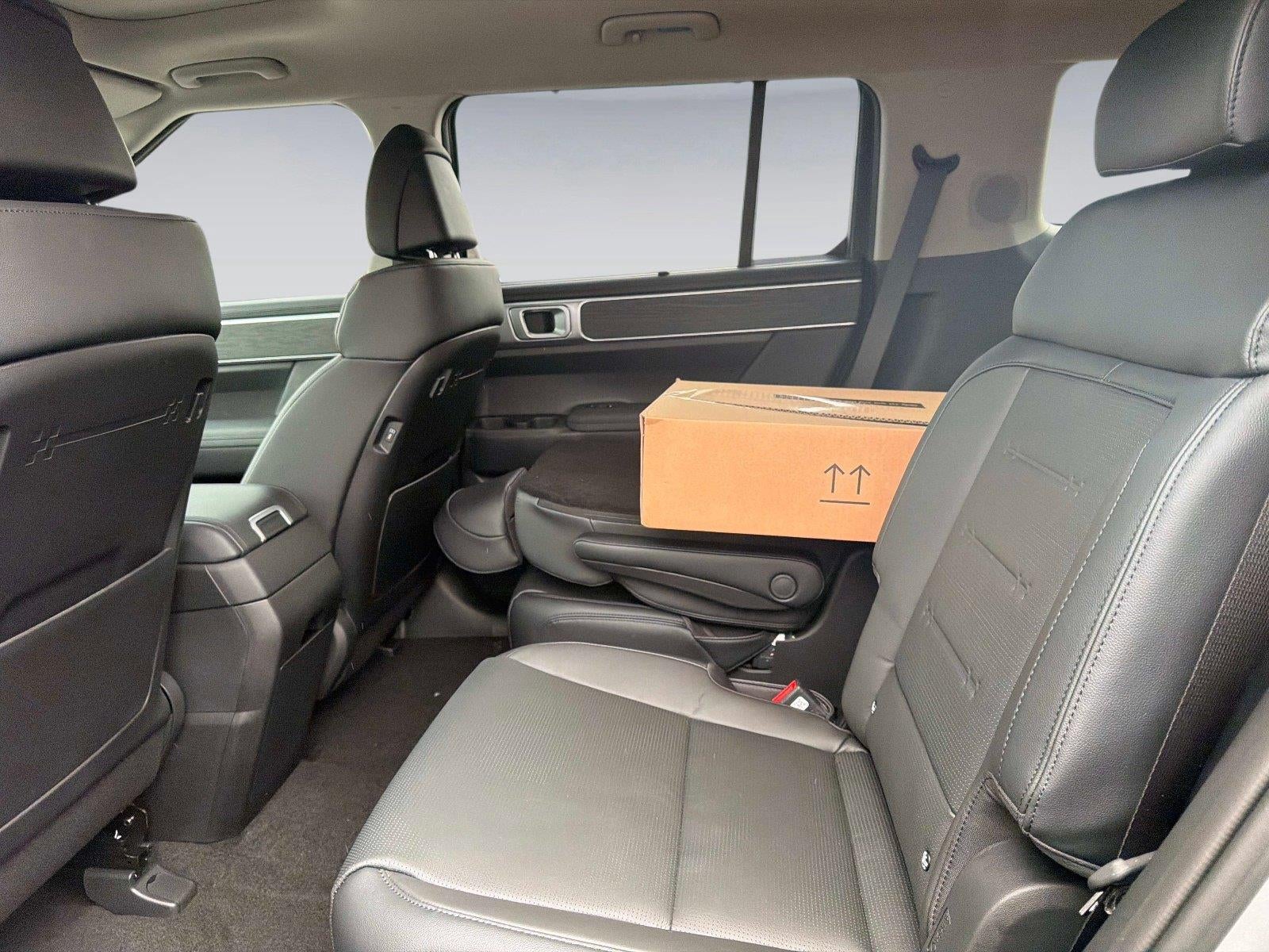 2027 Hyundai SANTA FE HYBRID Limited