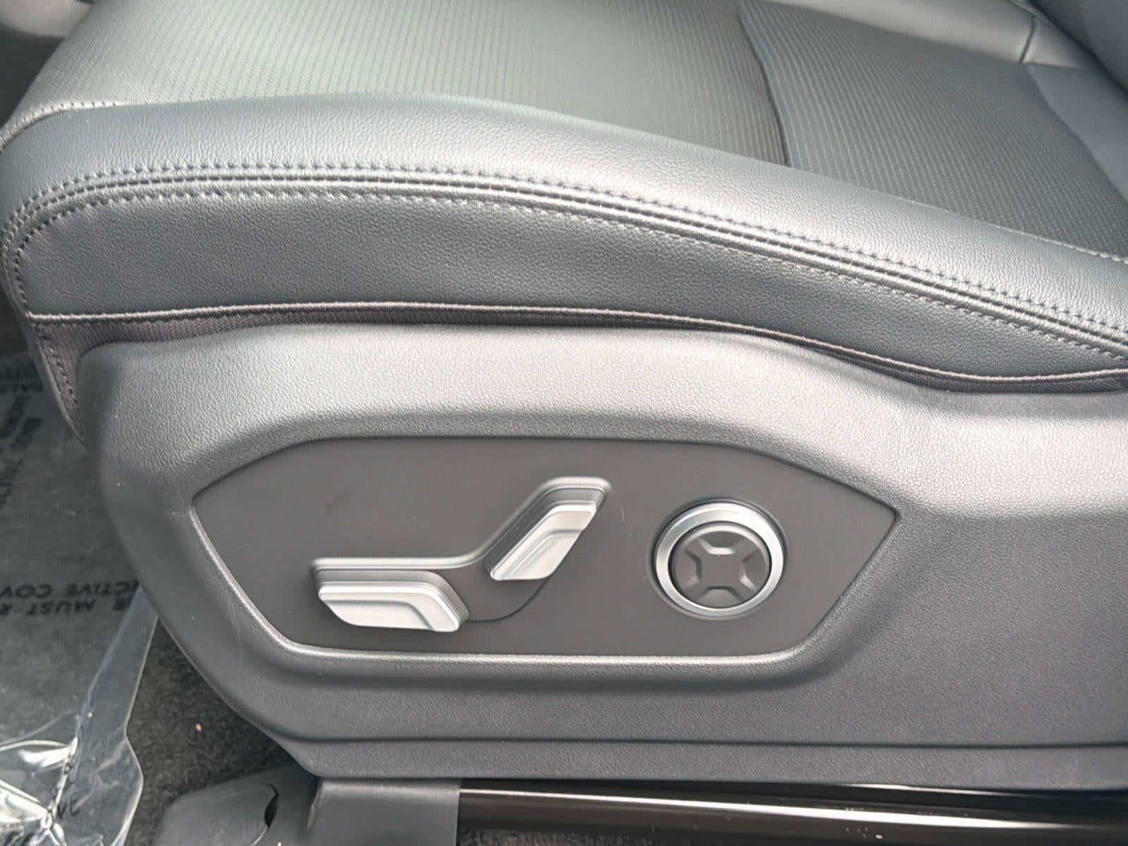 2027 Hyundai SANTA FE HYBRID Limited