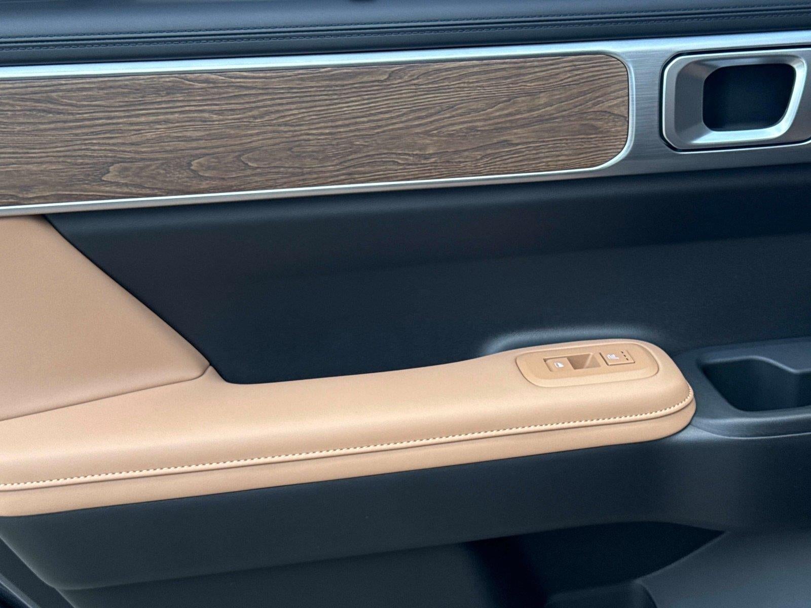 2027 Hyundai SANTA FE HYBRID Limited