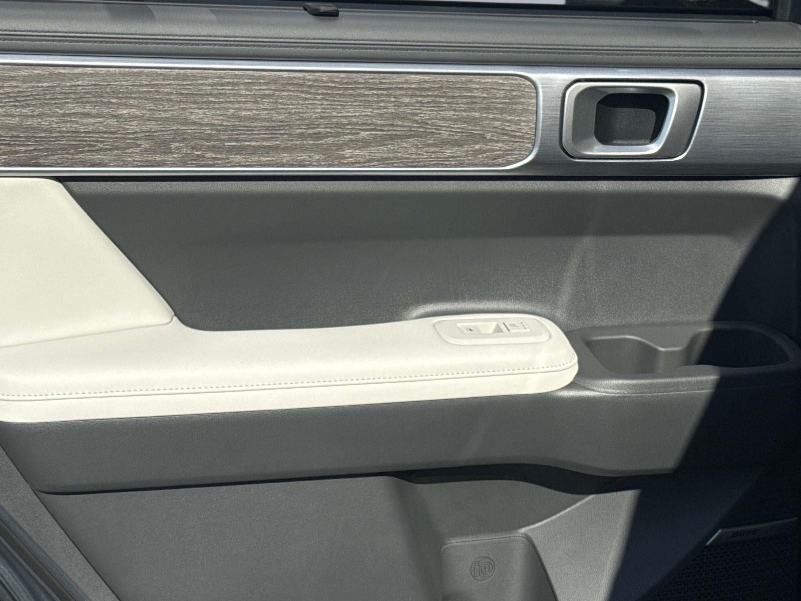 2026 Hyundai SANTA FE Limited FWD