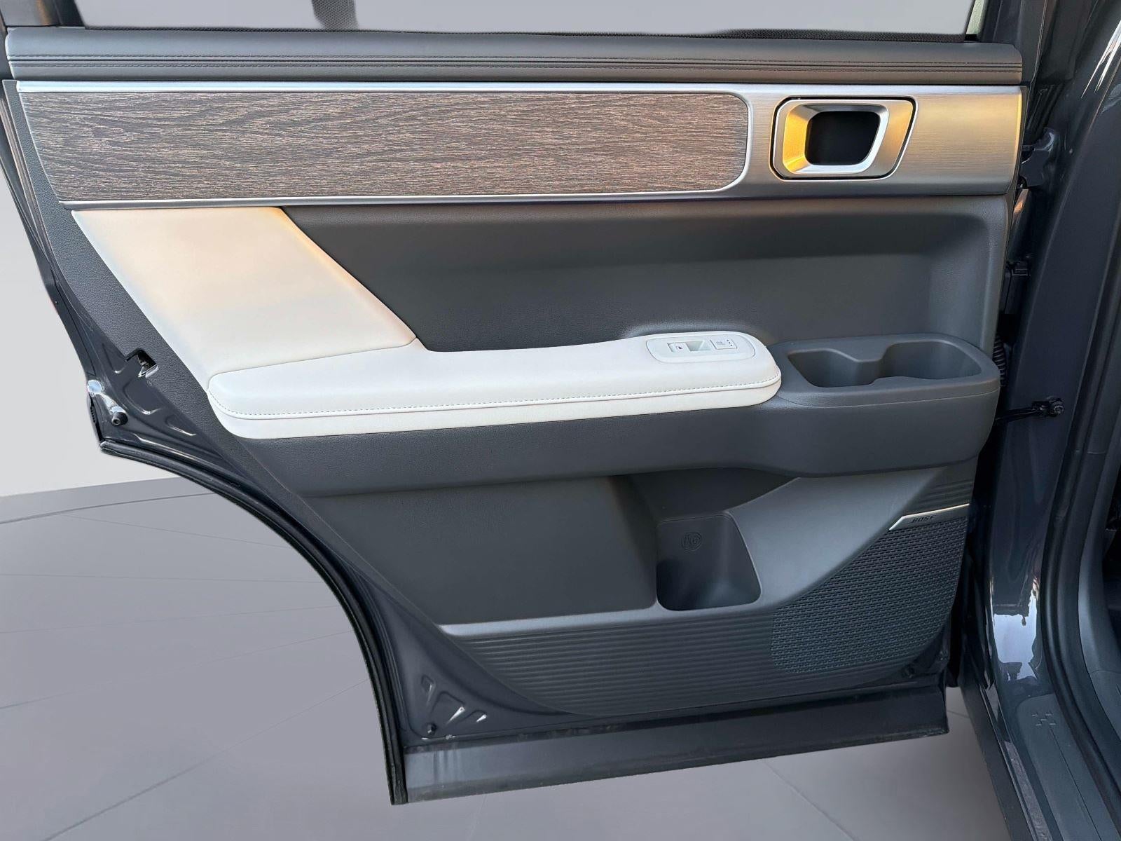 2026 Hyundai SANTA FE Limited FWD