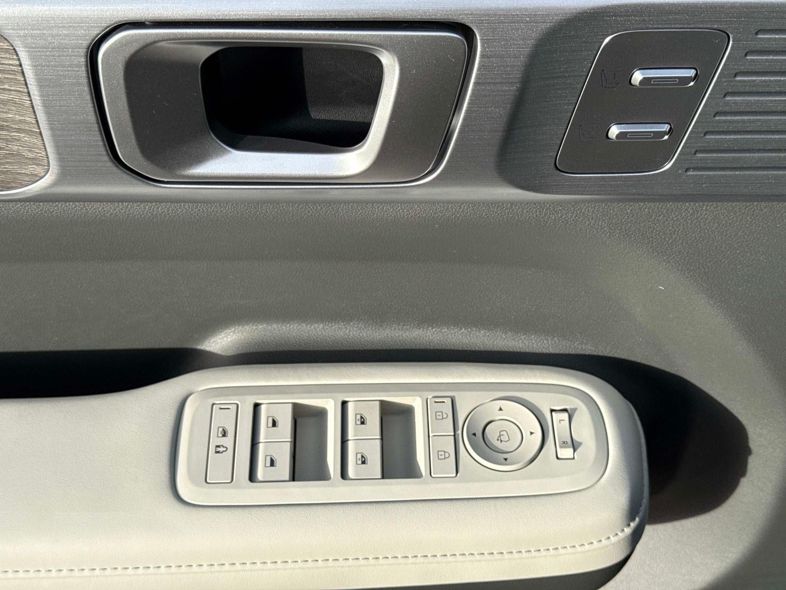 2026 Hyundai SANTA FE Limited FWD