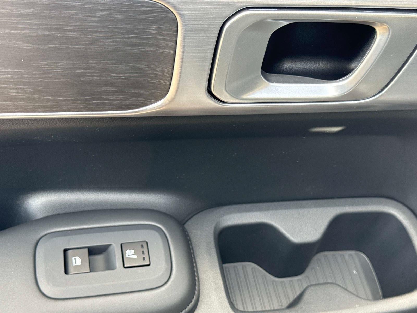 2026 Hyundai SANTA FE Limited FWD