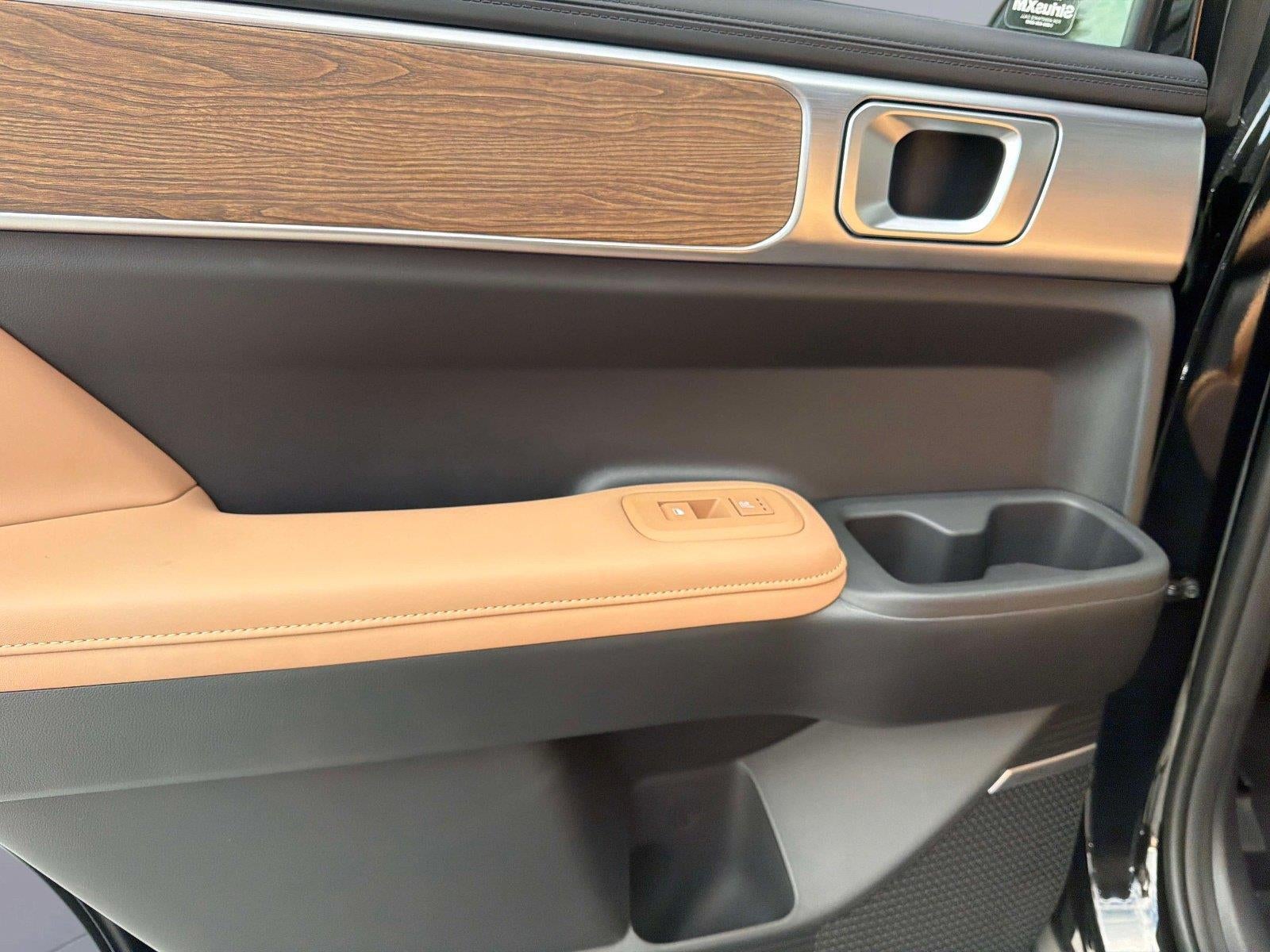 2027 Hyundai SANTA FE Limited AWD