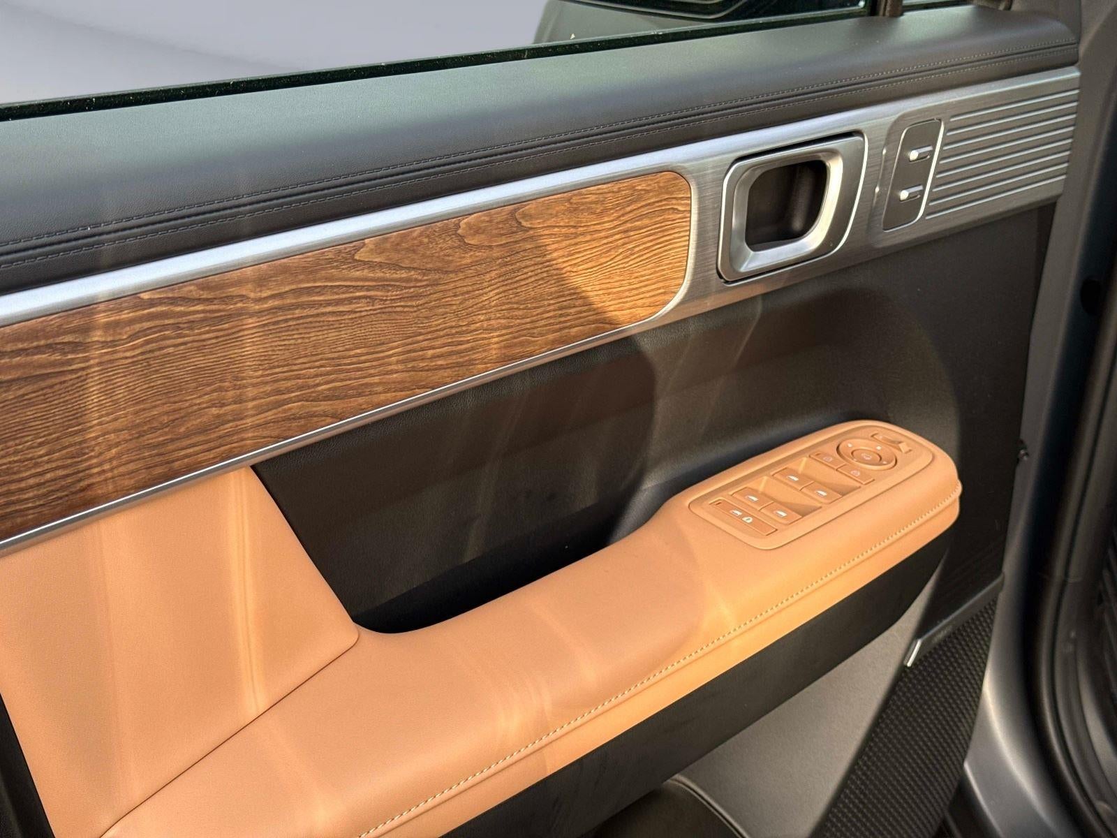 2026 Hyundai SANTA FE Calligraphy FWD