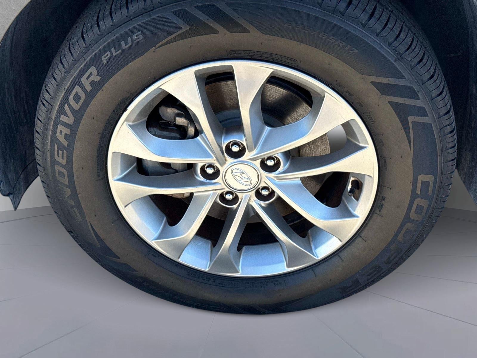 2019 Hyundai SANTA FE SE