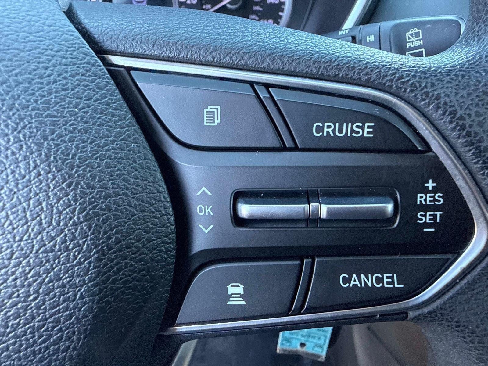 2019 Hyundai SANTA FE SE