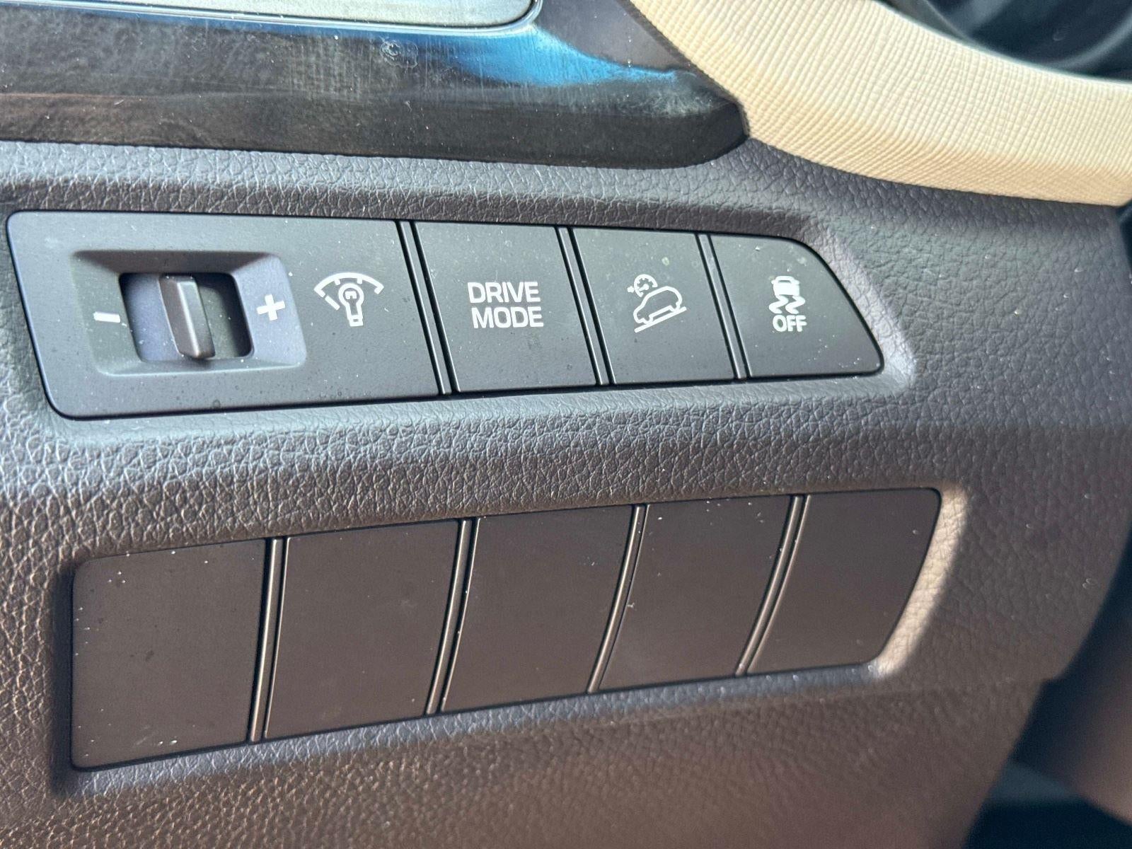 2018 Hyundai SANTA FE SPORT 2.4L