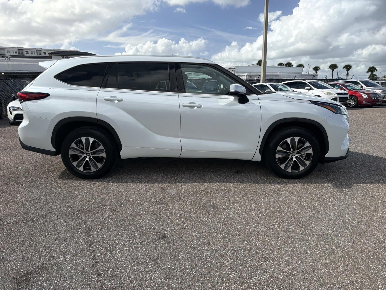 2022 Toyota Highlander XLE