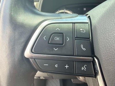 2020 Toyota Highlander LE