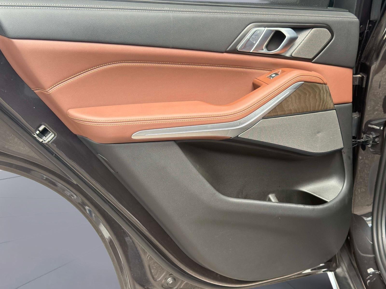 2023 BMW X5 xDrive45e