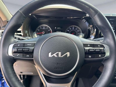 2022 Kia K5 EX
