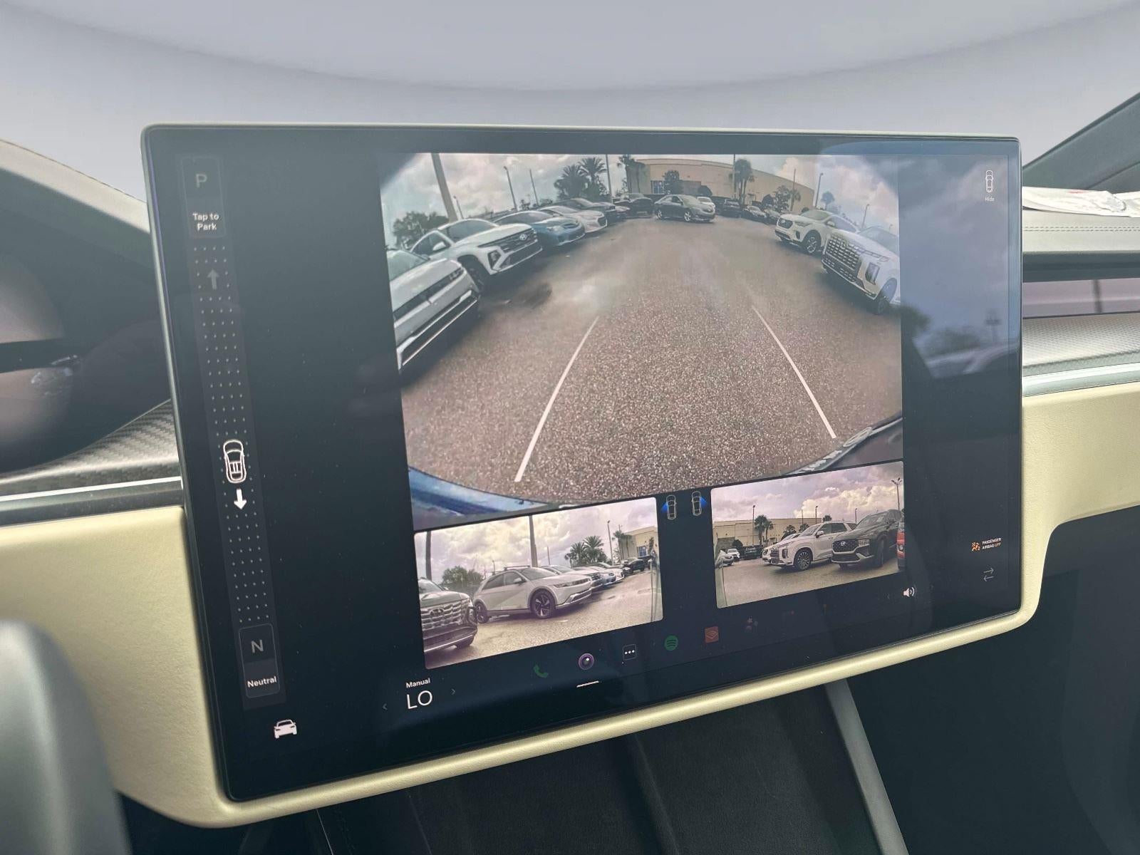 2022 Tesla Model X Plaid