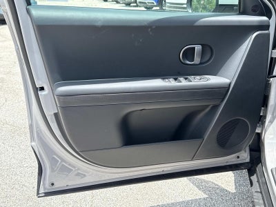 2025 Hyundai IONIQ 5 SE