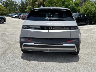 2025 Hyundai IONIQ 5 SE
