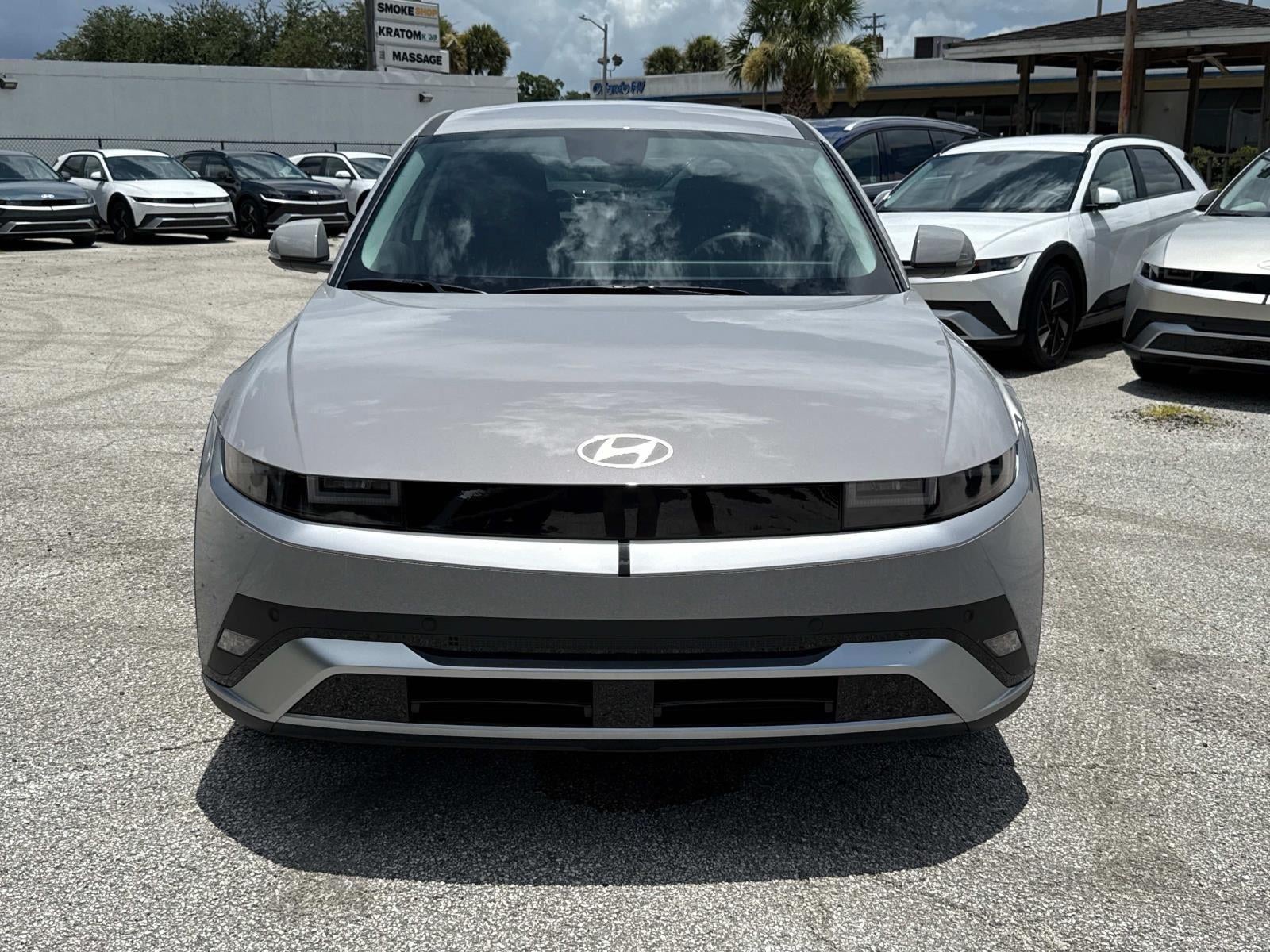 2025 Hyundai IONIQ 5 SE