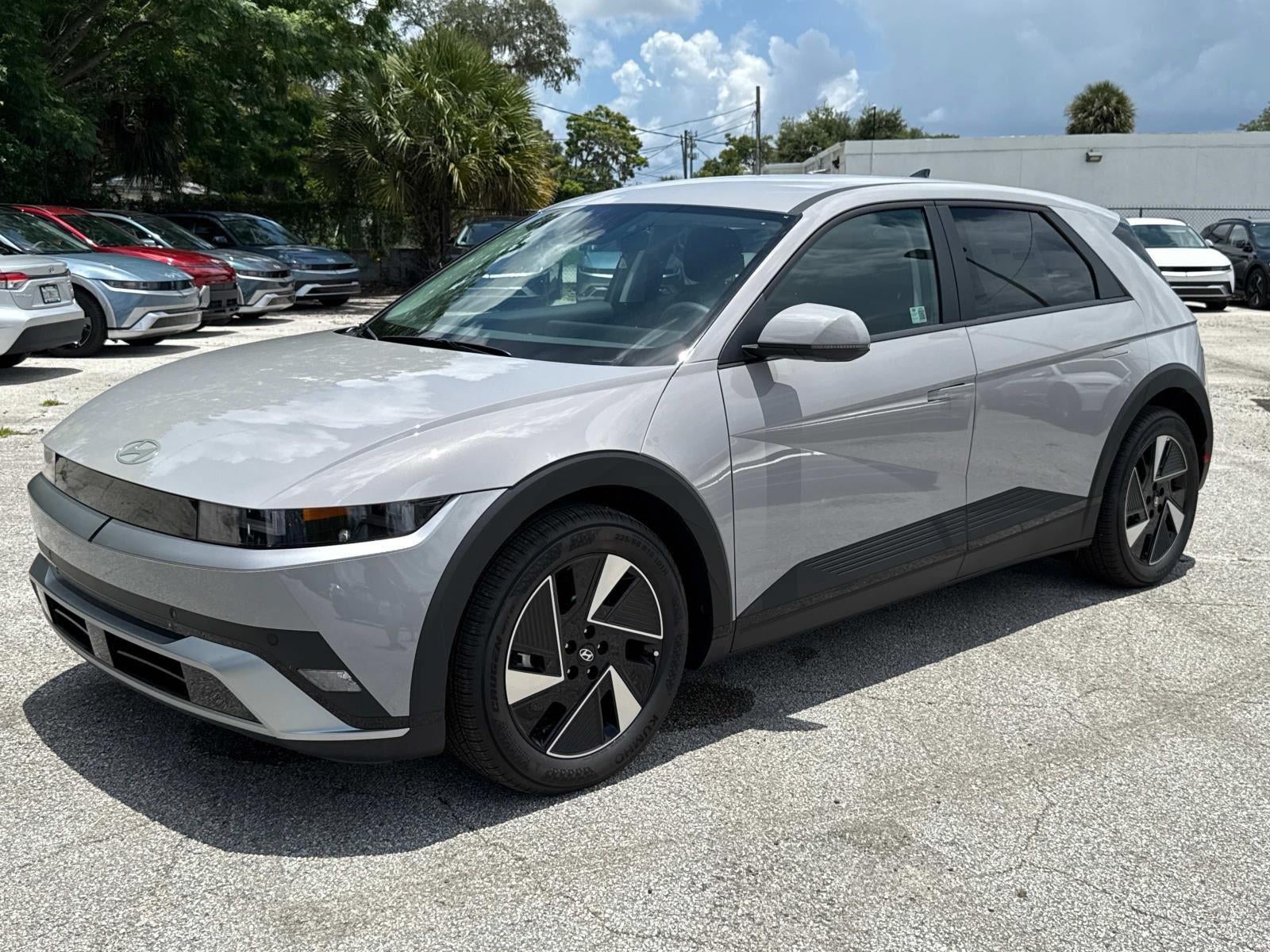 2025 Hyundai IONIQ 5 SE