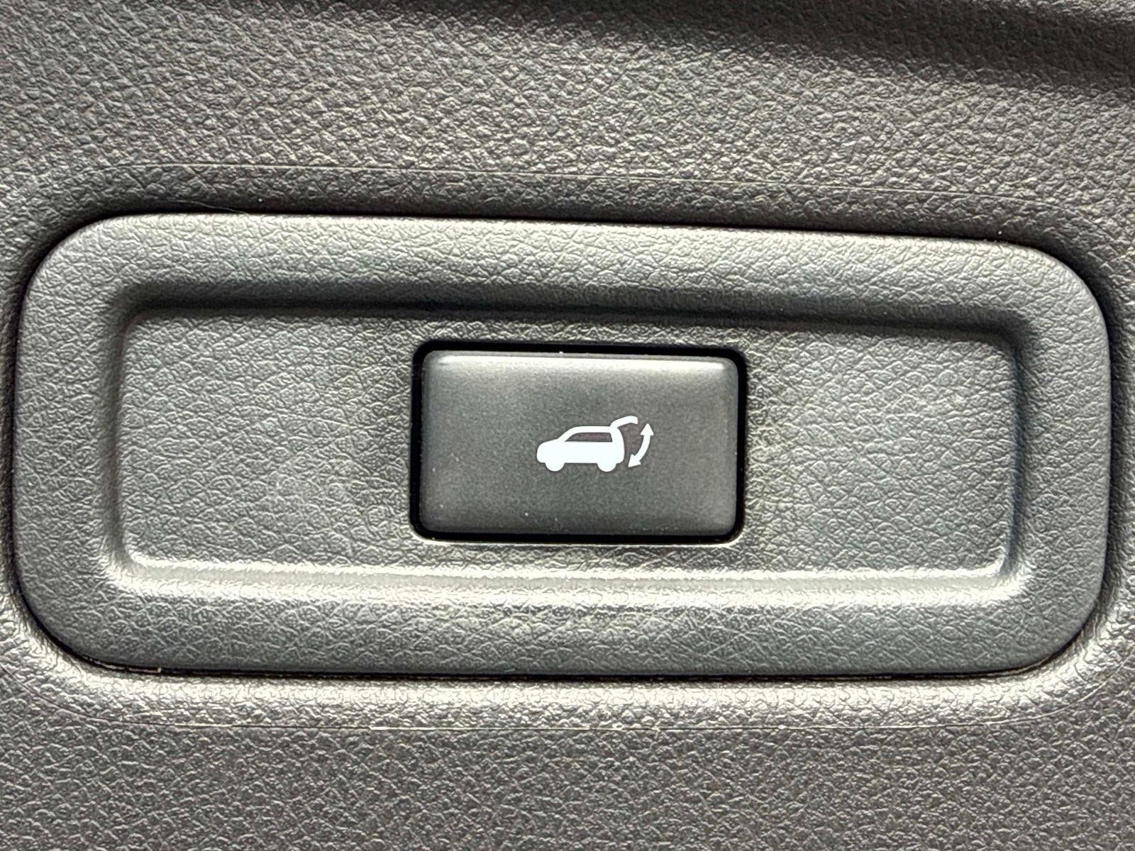 2014 INFINITI QX70 AWD 4dr