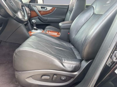 2014 INFINITI QX70 AWD 4dr