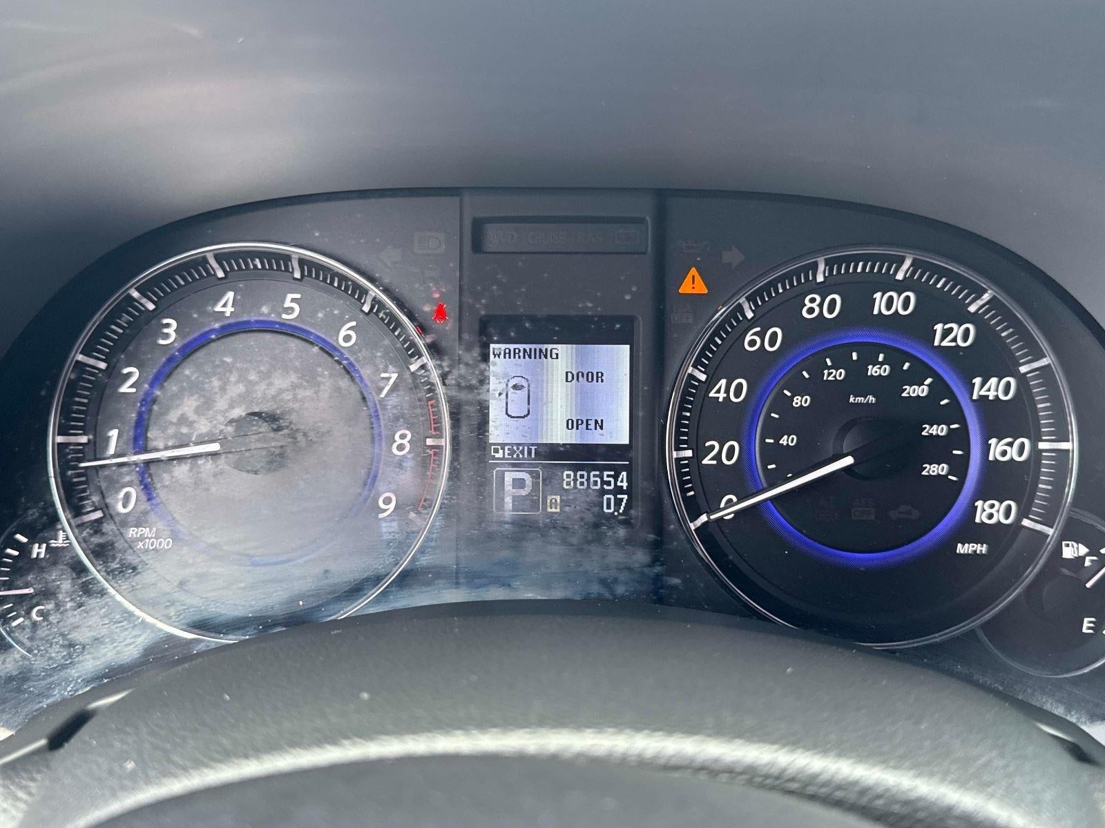 2014 INFINITI QX70 AWD 4dr