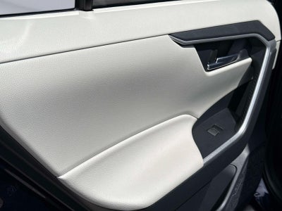 2025 Toyota RAV4 Hybrid XLE Premium