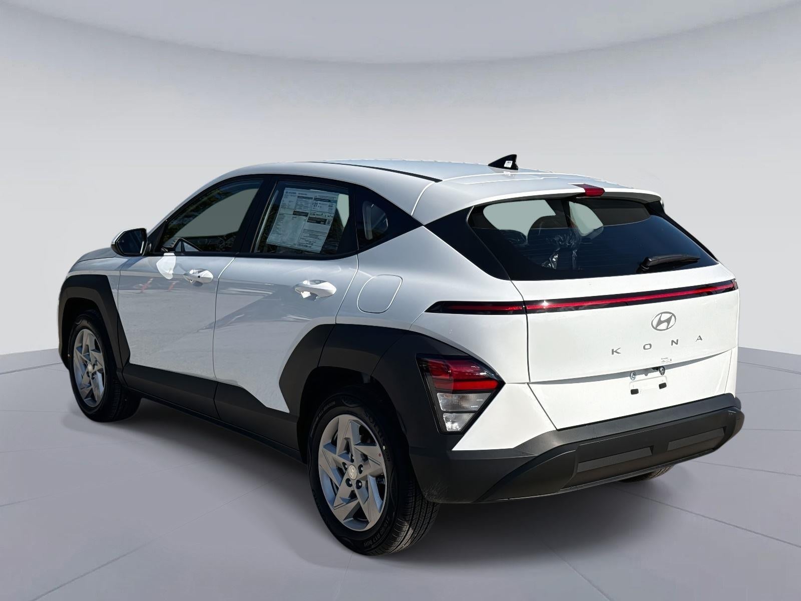 2026 Hyundai KONA SE FWD