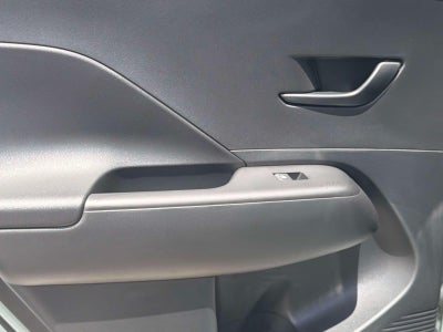 2027 Hyundai KONA SE FWD