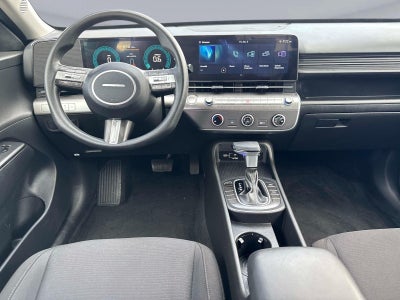 2025 Hyundai KONA SE