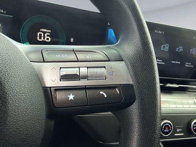 2025 Hyundai KONA SE