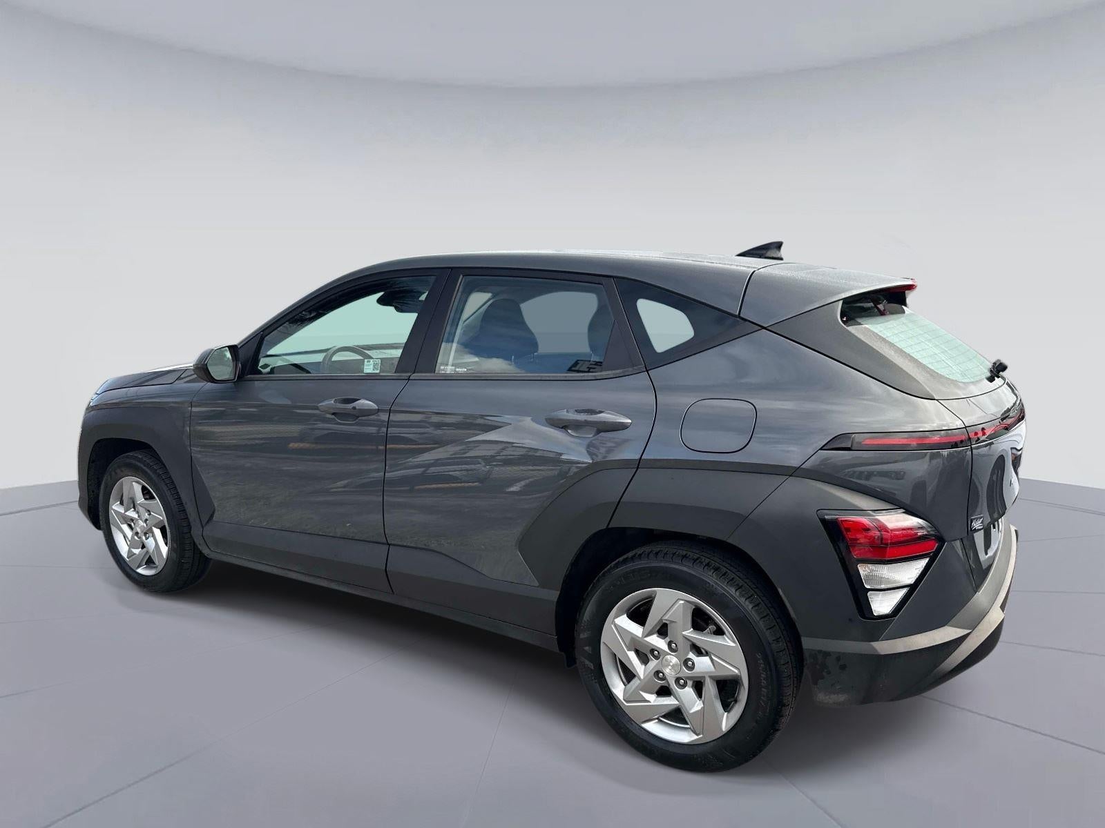 2025 Hyundai KONA SE