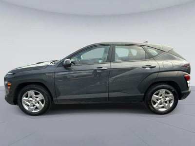 2025 Hyundai KONA SE