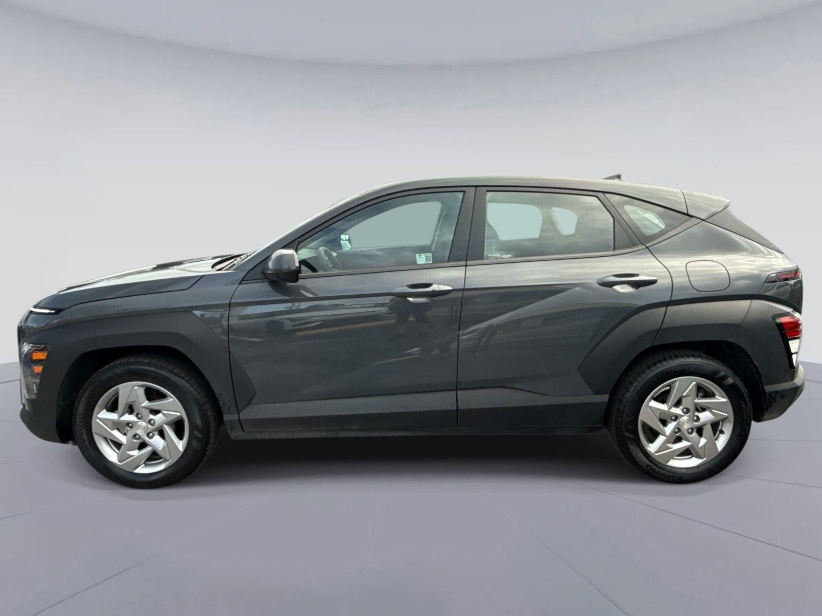 2025 Hyundai KONA SE