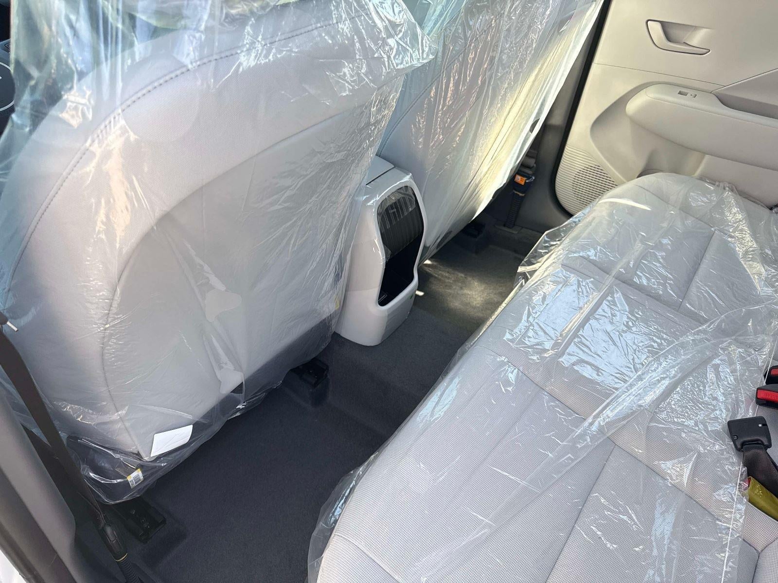 2026 Hyundai KONA SE FWD