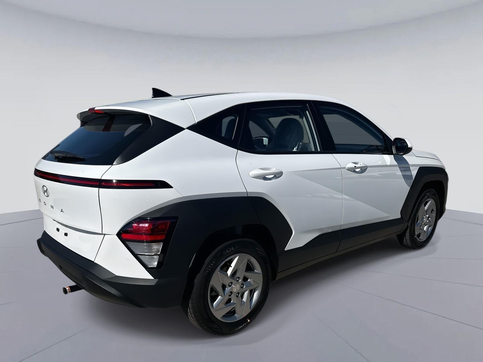 2026 Hyundai KONA SE FWD