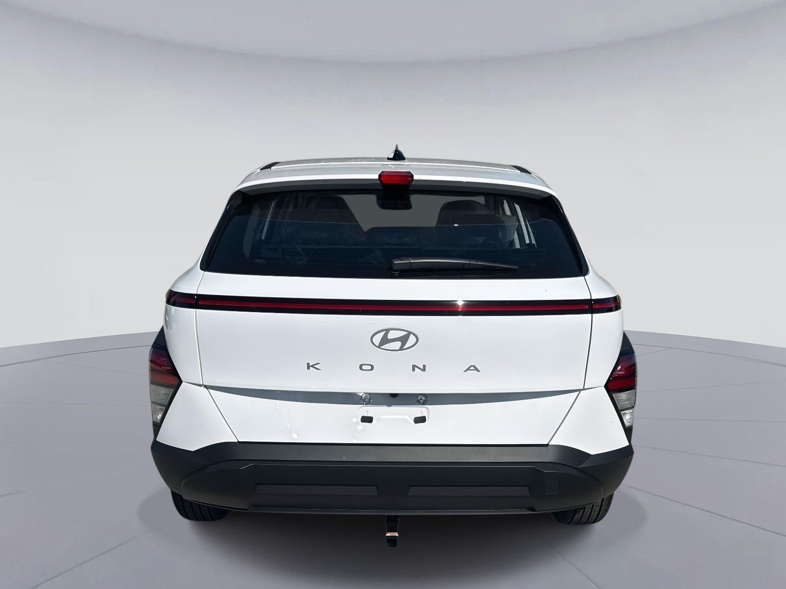 2026 Hyundai KONA SE FWD