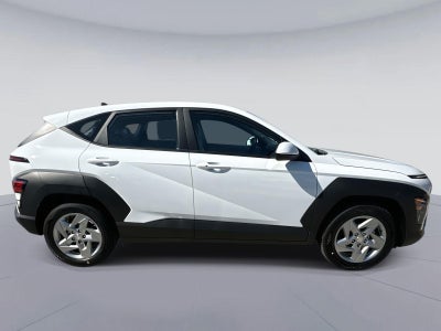 2026 Hyundai KONA SE FWD